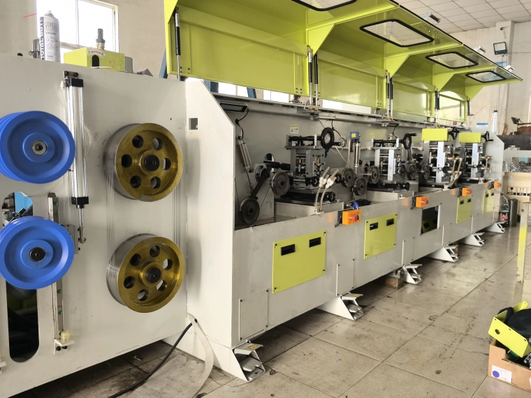 Enamelled copper flat wire machine